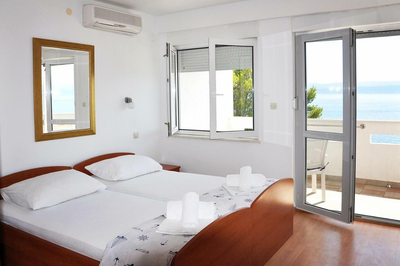 לוקבה Sunrise Apartments And Studio Apartments מראה חיצוני תמונה