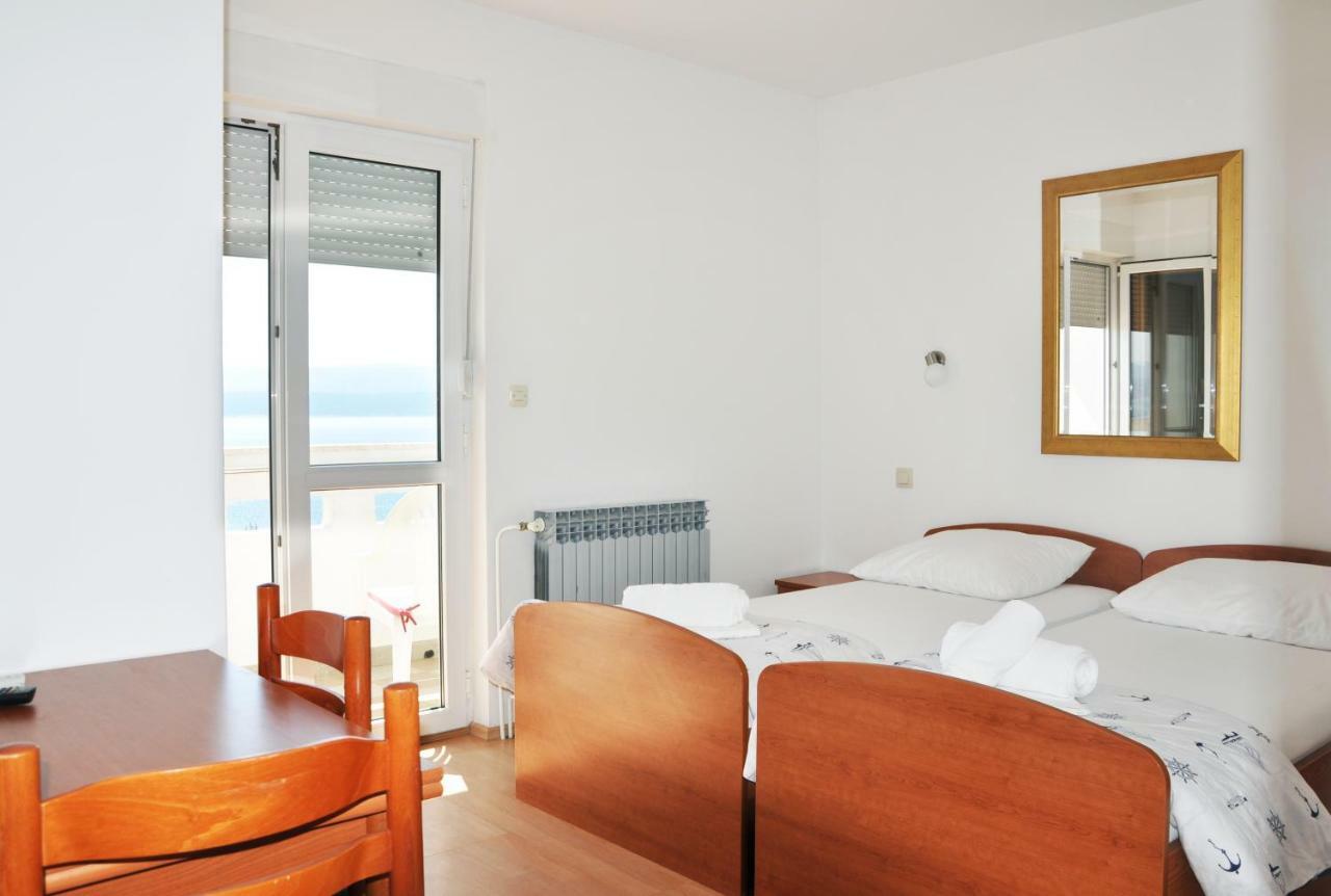 לוקבה Sunrise Apartments And Studio Apartments מראה חיצוני תמונה